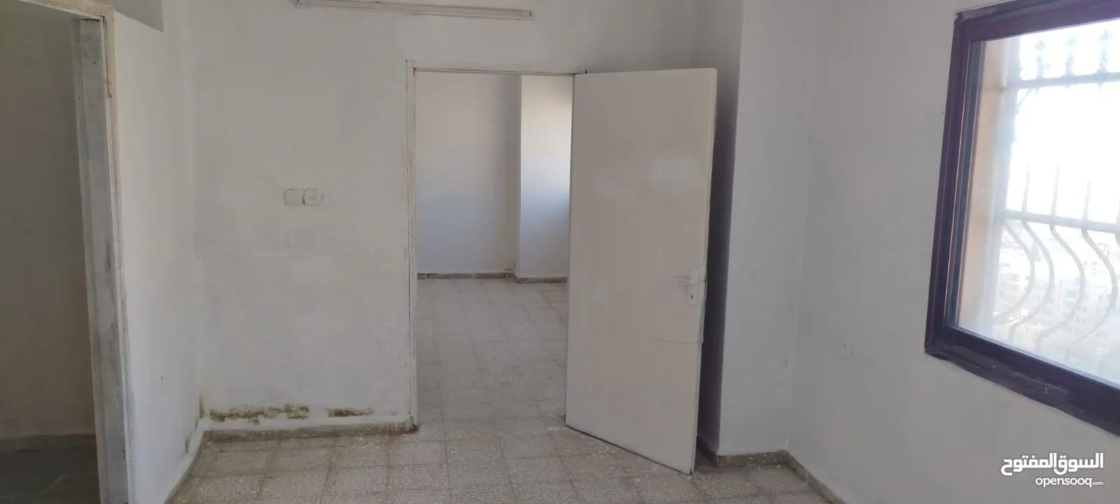 شقة سكنية للبيع مساحتها 65 متر مربع