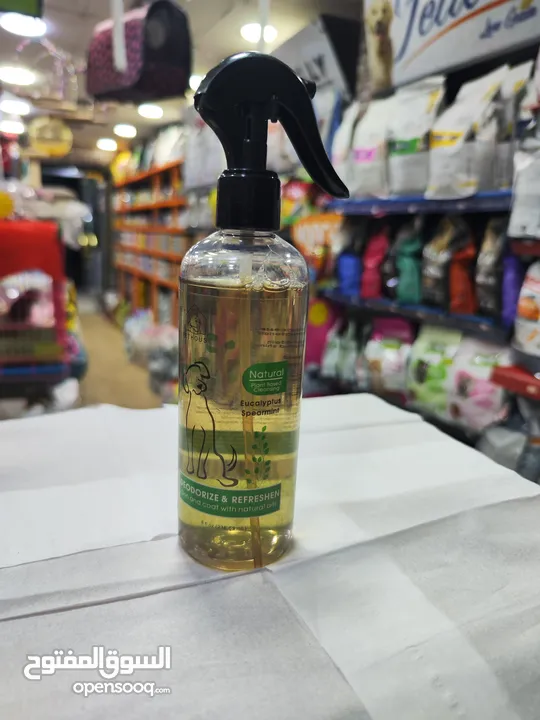 بخاخ يزيل روائح الحيوانات الأليفة الكريهة ويدوم طويلاً وبعطر جميل: