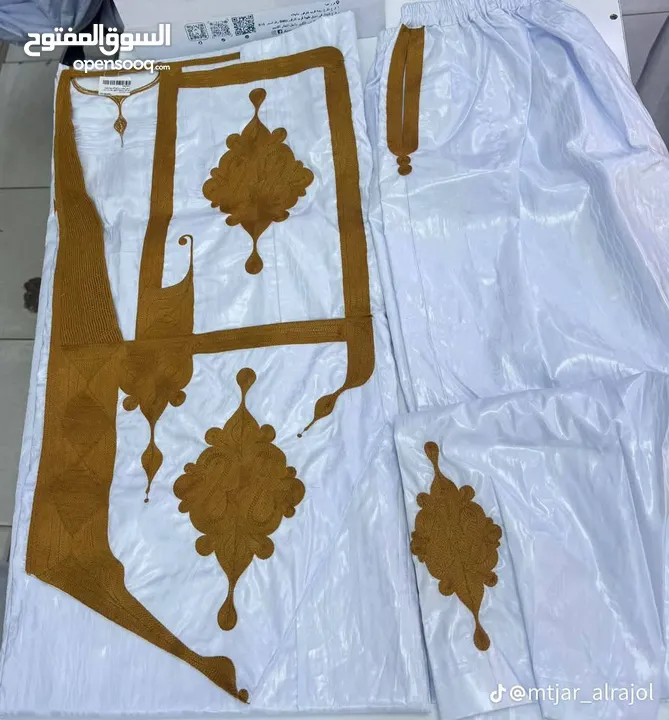 ملابس رجالية
