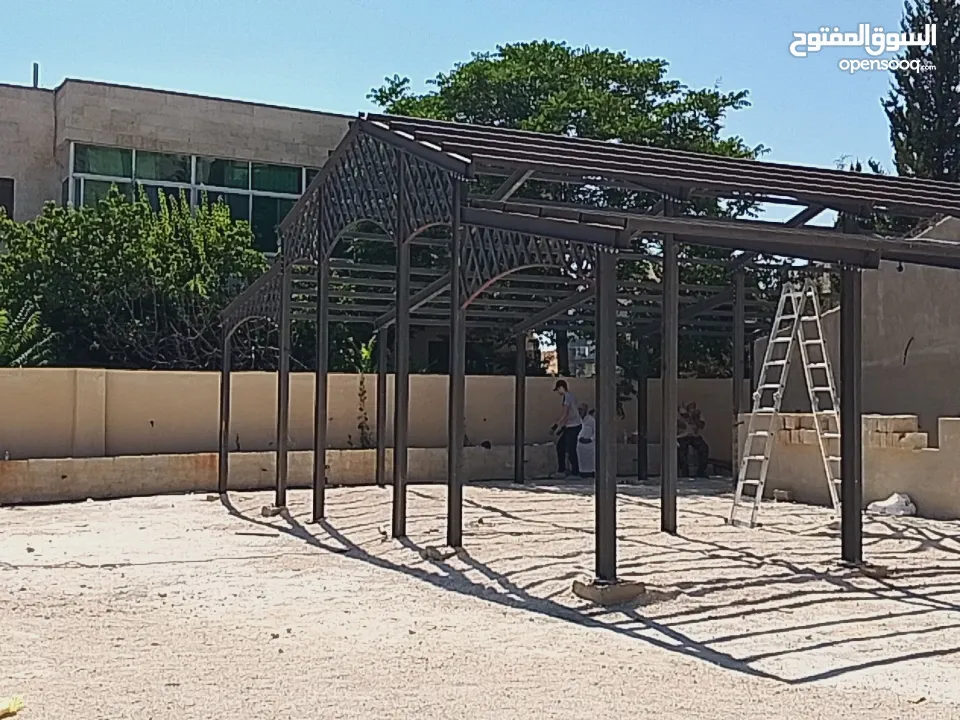 هنجر مطعم او كافيه او منزل)  Structural steel  للبيع .جديد ، لم يستعمل .. H ,90 kilograms ل  وزن كل