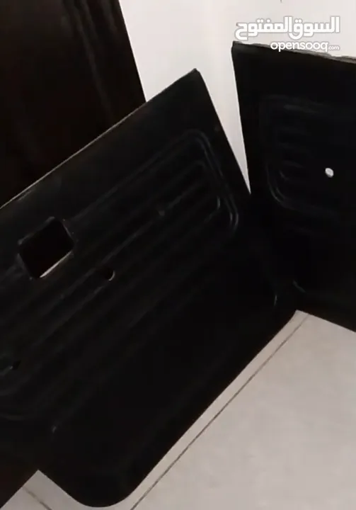 كراسي جلد bm e28,e29...e30 بحالة ممتازة جلد اصلي سيكة نظيفه لا يوجد فيها هريان مع بطانات جديدة اصلية