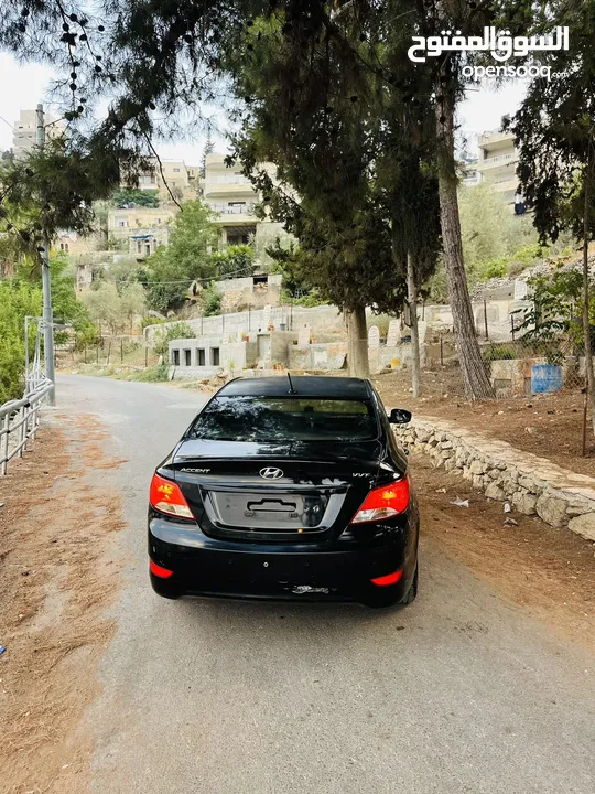 هونداي اكسنت 1400 بنزين 6 غيار  فحص نخب نخب ولا غرام بوية قطعة واحدة فقط  امكانية البيع دفعة وشيكات