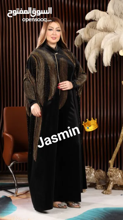 فستان مميز يوجد عدة الوان وعدة مقاسات