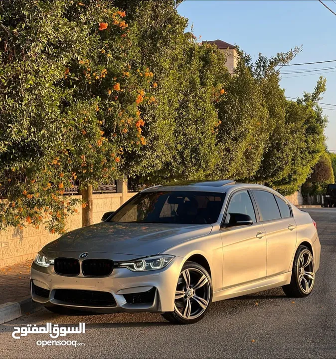 BMW 320i / بي ام