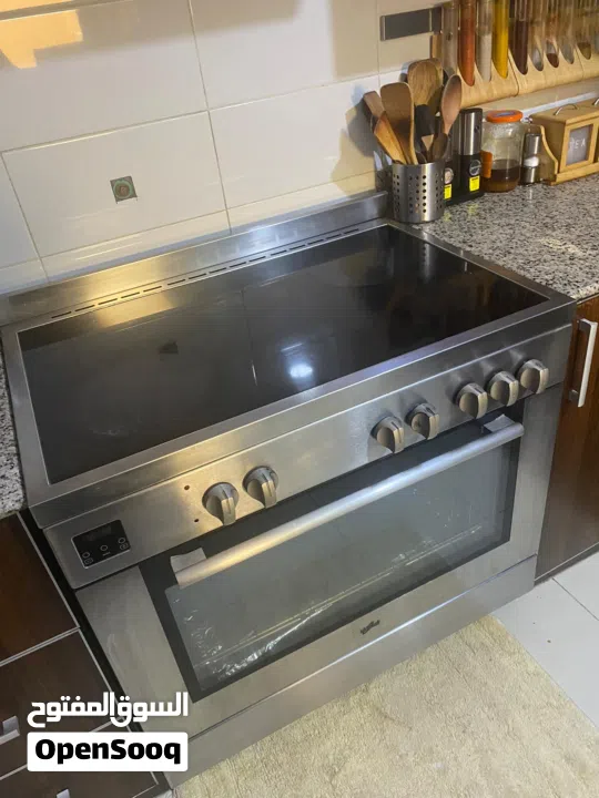 اجهزه كهربائيه وسفره طعام