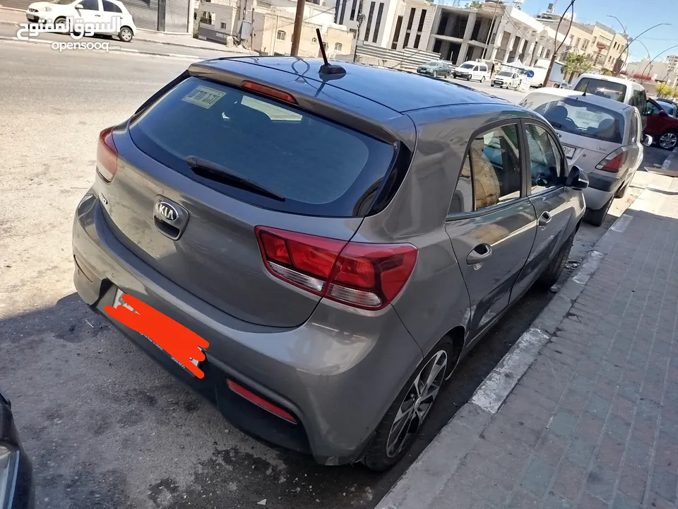 كيا ريو 2021
