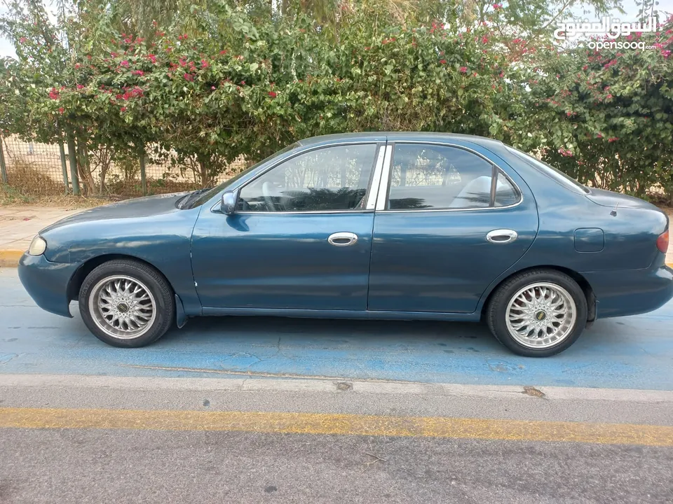 هونداي أفانتي 1996