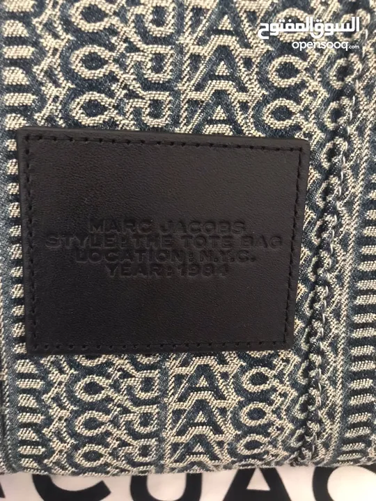حقيبة توتي من ماركس جايكوبس أصليه جديده.Marc Jacobs Tote bag The Washed Monogram Crossbody