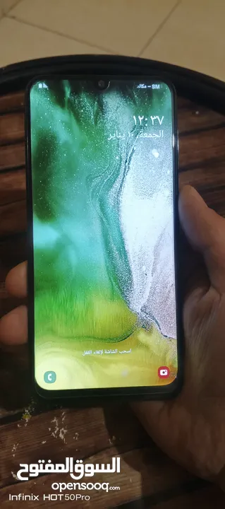 هاتف سامسونج A30  شبه جديد بدون اي مشاكل  مستعمل يومين فقط
