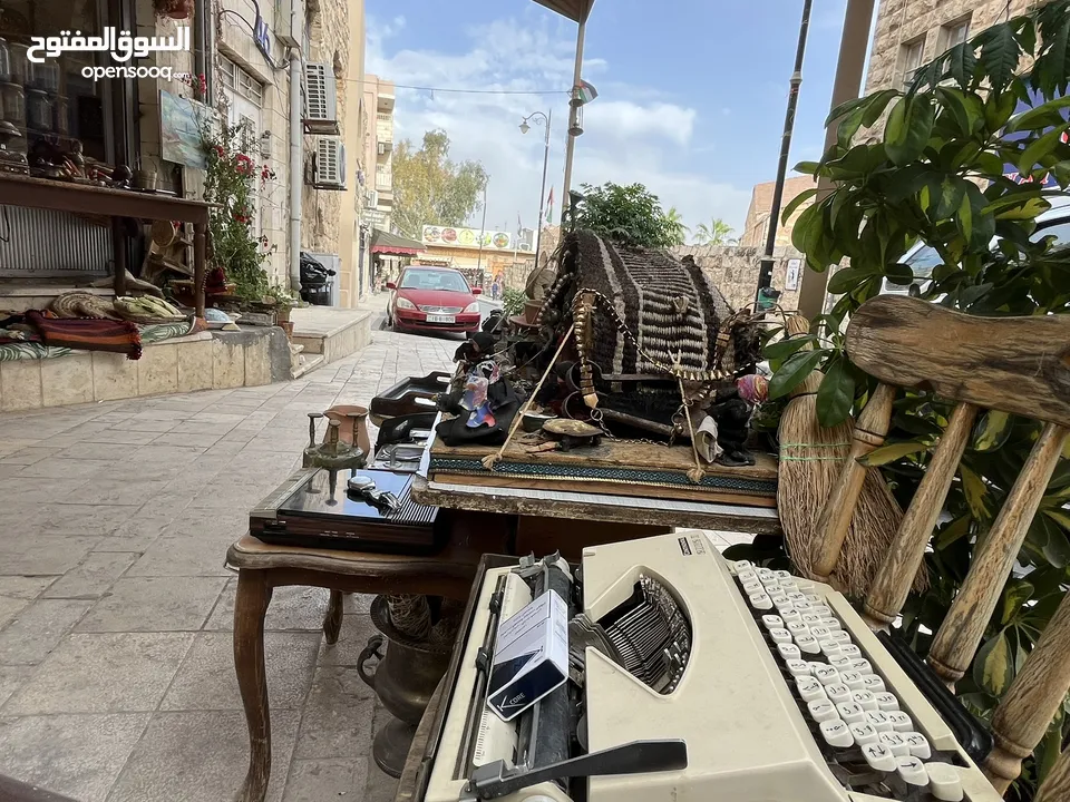 محلات للبيع