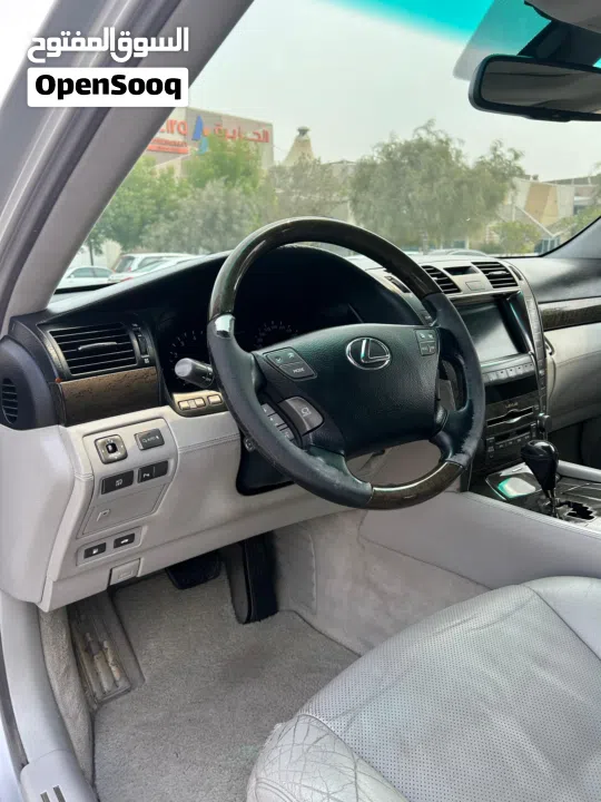 LEXUS LS-460 2007