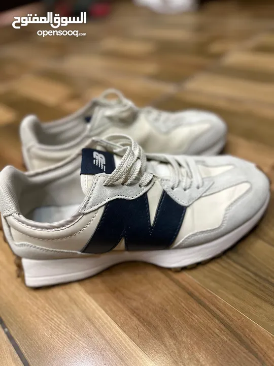 حذاء new balance 327 للبيع