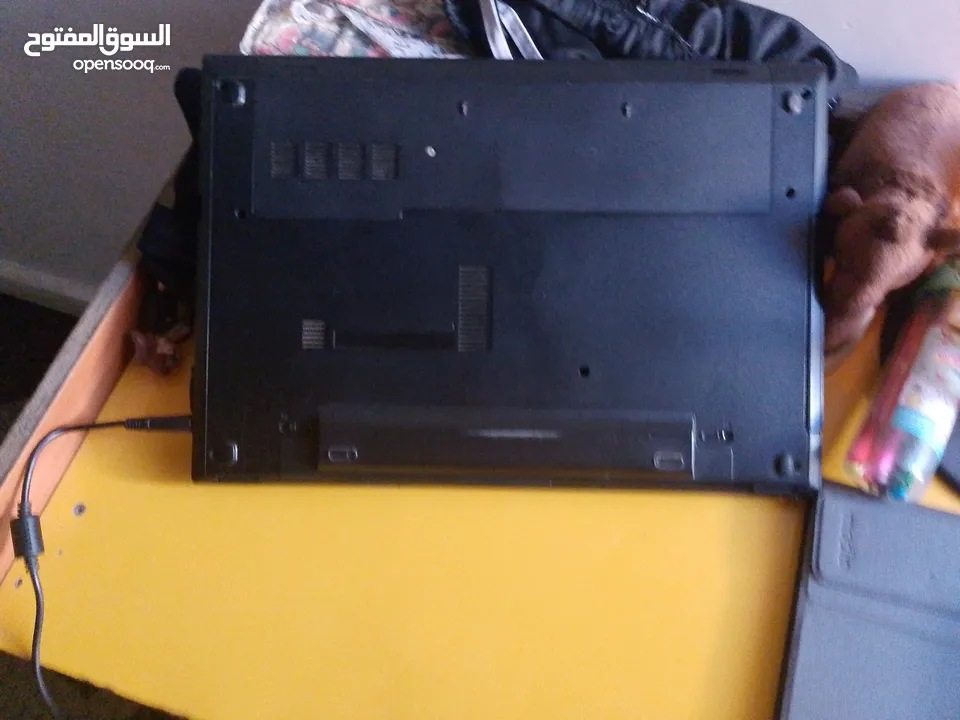 موجود لابتوب ديل كل شي موضح في الصور كامله مع شاحن اصلي و ماوس و شنته للبدل على ايفون 11 او اذا في