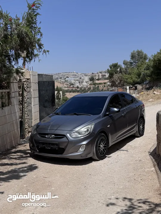 اكسنت رخصة 2014  ديزل 4 غيار اقتصادية جداا  البيع كاش فقط