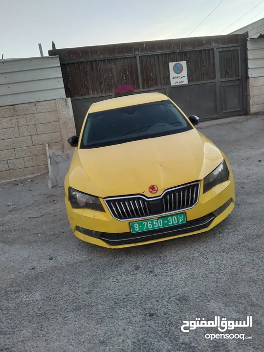 سكودا سوبير 2018 ترخيص2017 اصل عمومي استيراد  مطور 2000 اتومات جير مطور فحص نخب  دقات خارجية لا تذكر