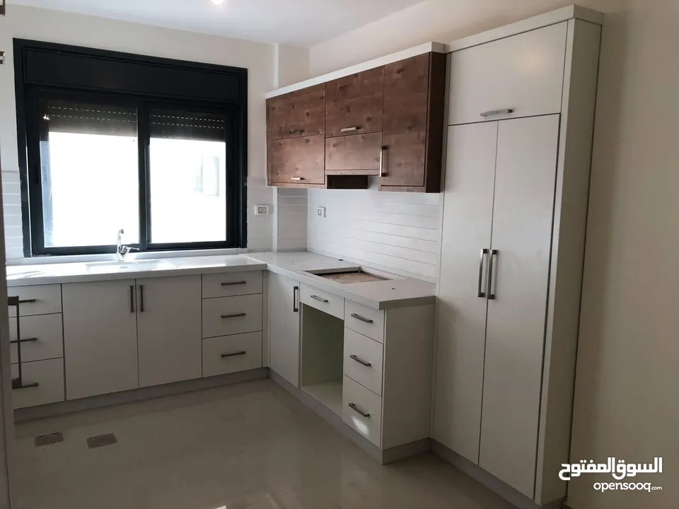 شقة فاخرة للبيع في ضاحية الريحان – عمارة البيت الأندلسي 2