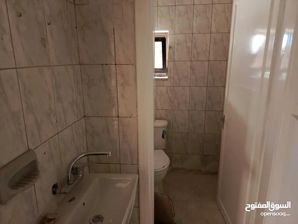 شقة في موقع مميز في جبل الأشرفية