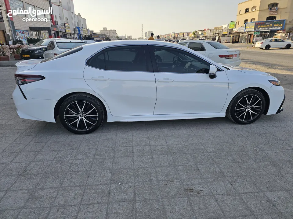 TOYOTA CAMRY SE, 2022 MODEL, 2025 IMPORT, WHITE COLOR, 84,900 MILES ONLY