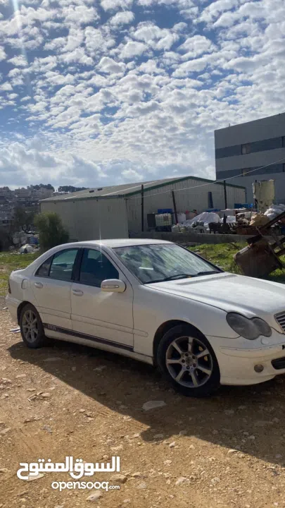 مرسيدس بسه للبيع