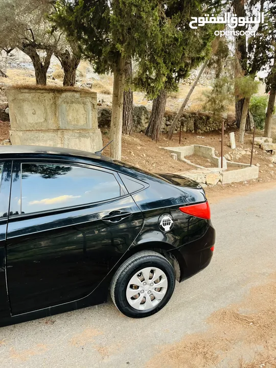 هونداي اكسنت 1400 بنزين 6 غيار  فحص نخب نخب ولا غرام بوية قطعة واحدة فقط  امكانية البيع دفعة وشيكات