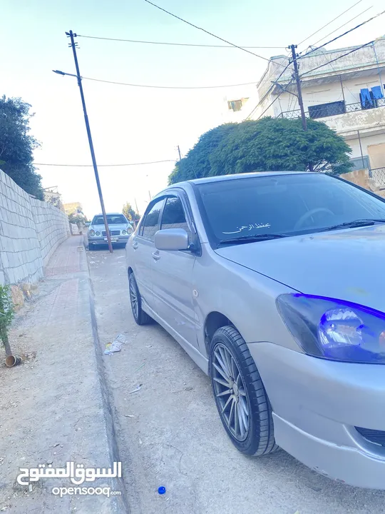 لانسر موديل 2010