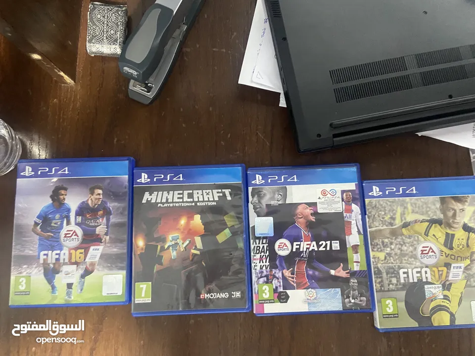 بلايستيشن 4 500 جيجا مستعمل ولا نقرة نظيف جدا شبه جديد