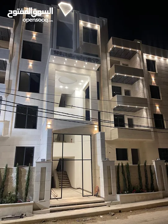 شقق مميزه للبيع مساحه 150م مقابل مطاعم ابو رياض