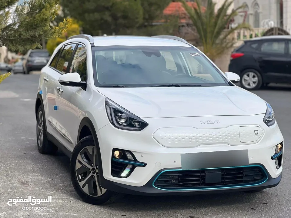 كيا نيرو Electric فل كامل ما عدا الفتحة موديل 2022 أقساط على صورة آلهوية دفعة أولى 2000 دينار