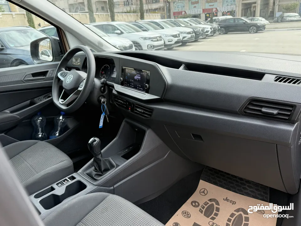 فولكس فاجن كادي ترخيص 2022 محرك 2000 ديزل  جير عادي  ركاب 4+1