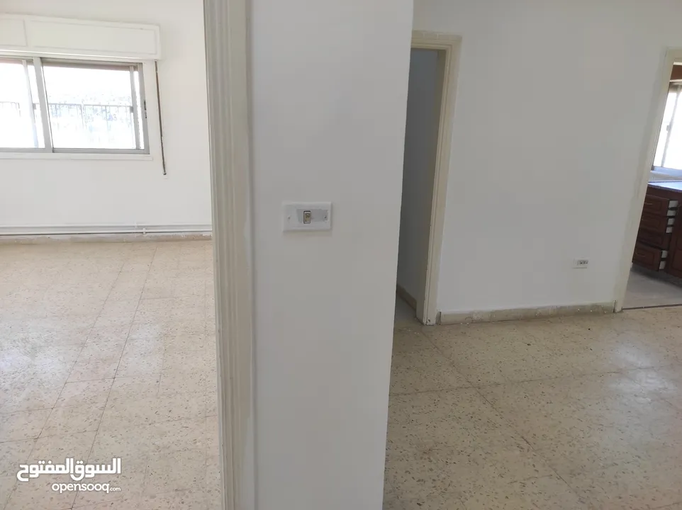 للايجار روف بإطلالة مميزة