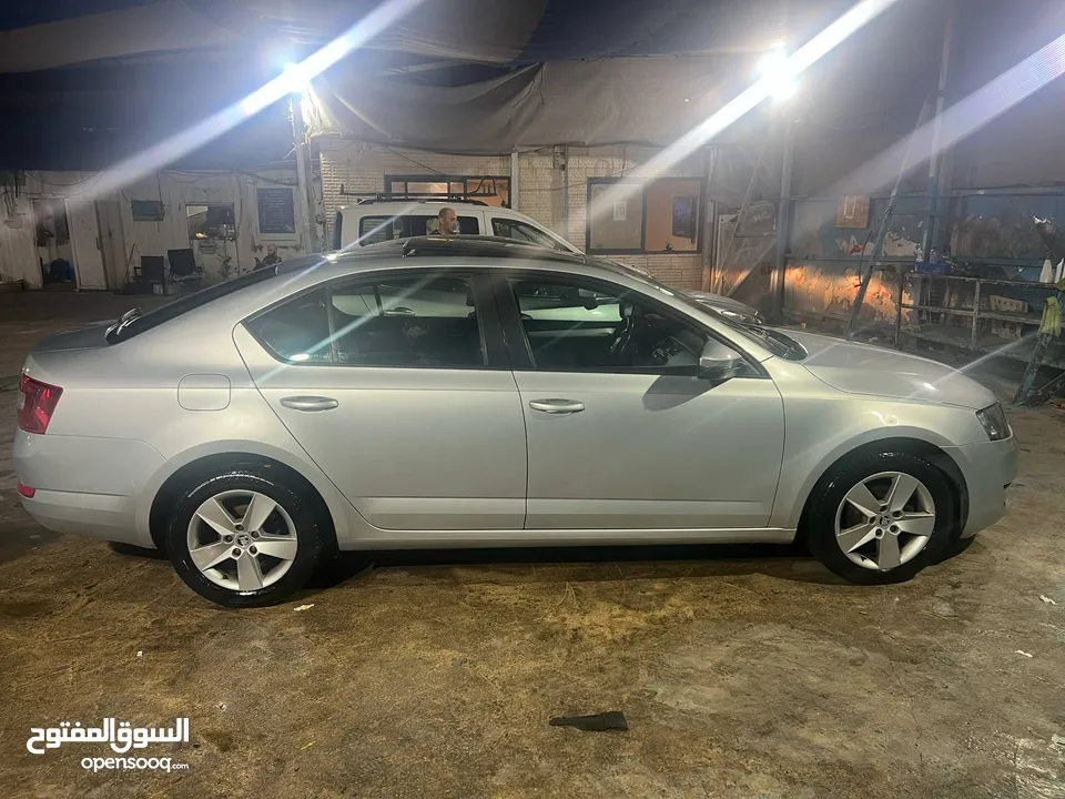 سكودا اوكتافيا