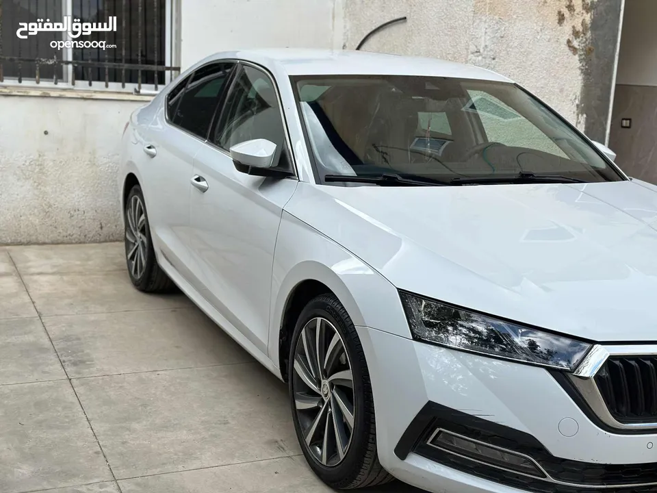 سكودا للبيع اشي فاخر