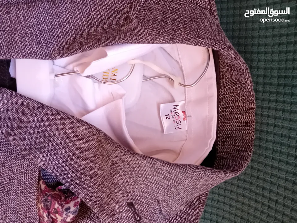 فساتين سهره بحاله جيده جدا بدله  اطفال لعمر 4 سنين 4 دنانير  بدله اطفال لعمر 8 سنين سكني بسعر 4