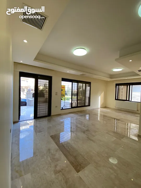 شقة غير مفروشة للايجار في دير غبار  ( Property 43220 )-174963783