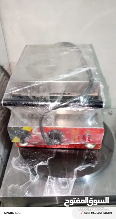 ماكينة أيس كريم سوفت شبة الوكالة وماكينات وافل وكريب
