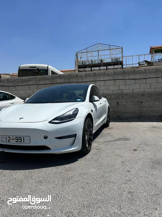 Tesla Model 3 Long Range DualMotor performance 2022 ....