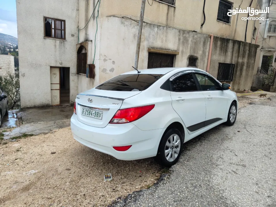 هونداي أكسنت 2015