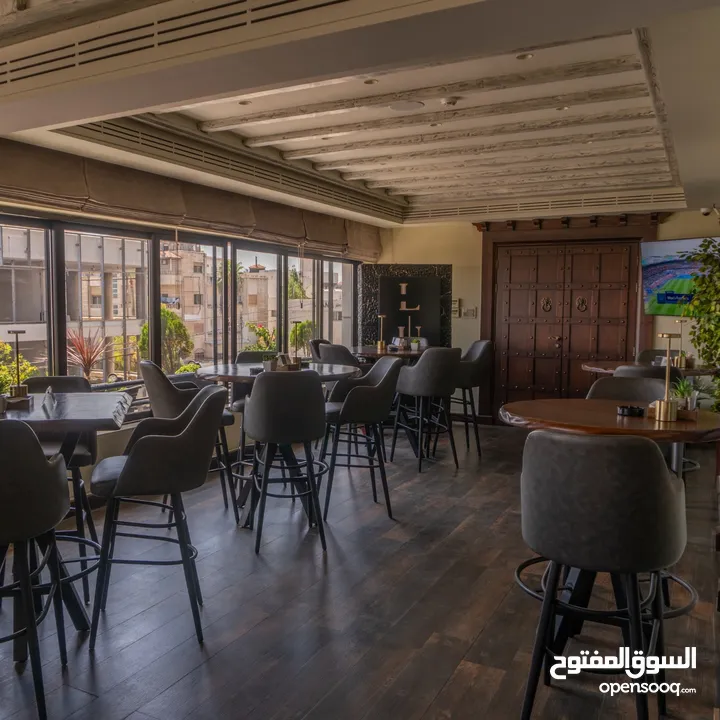 مطعم فاخر و مميز للبيع في عبدون (الإيجار مدفوع لنهاية سنة 2025)