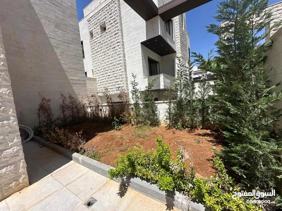 Villa for sale in Dabouq ( Property 42660 )-174782798