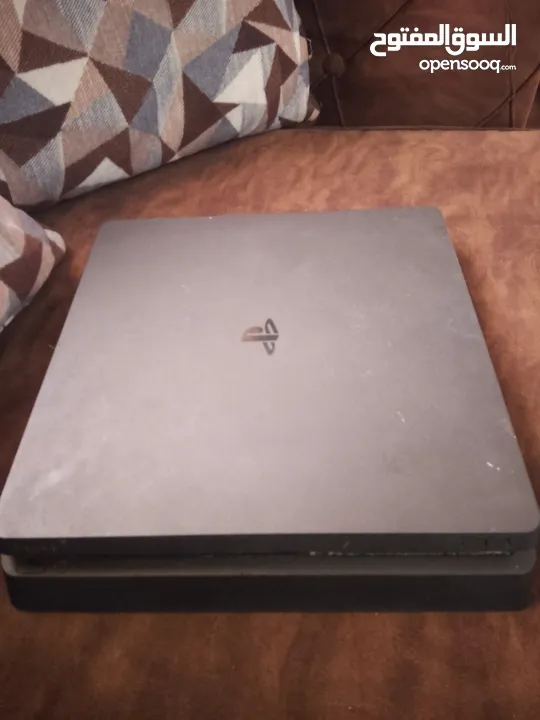 ....ps4 slim