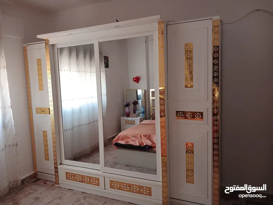 بصلاة على النبي غرفة نوم ثقيلة تفصيل استعمال 4 اشهر خشب لاتيه 18 ولا خدش فيها لساتها جديدة للبيع بدا
