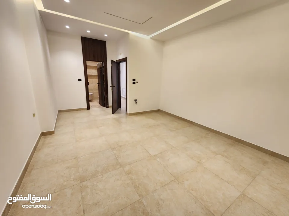 شقة للبيع في عبدون  REF : 14330