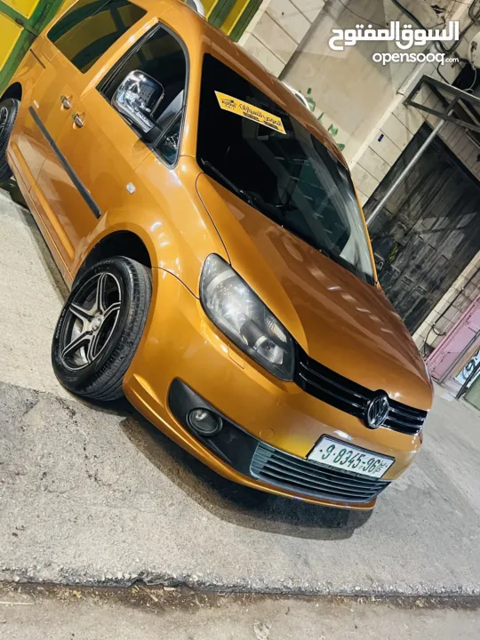 كادي بالكرتونه 2014 كراسي اصلي عداد قليل موجوده بالخليل