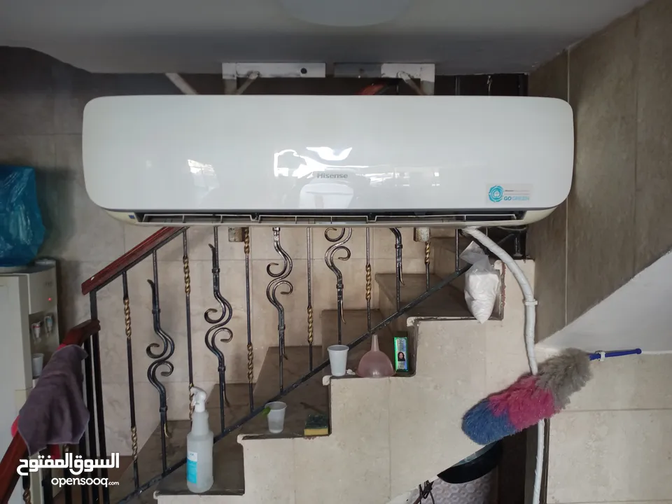 مكيف هاينس 2طن  نظيف  وشرط البيع علي الفحص مطلوب فيه من الاخر 250 دينار سبب البيع شراء مكيف سعه أكبر