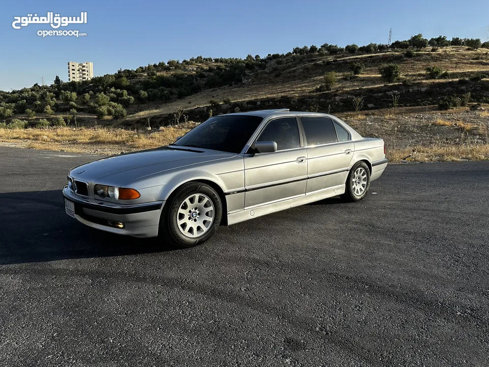 بي ام دبليو الفئة السابعة Bmw e38 728IL
