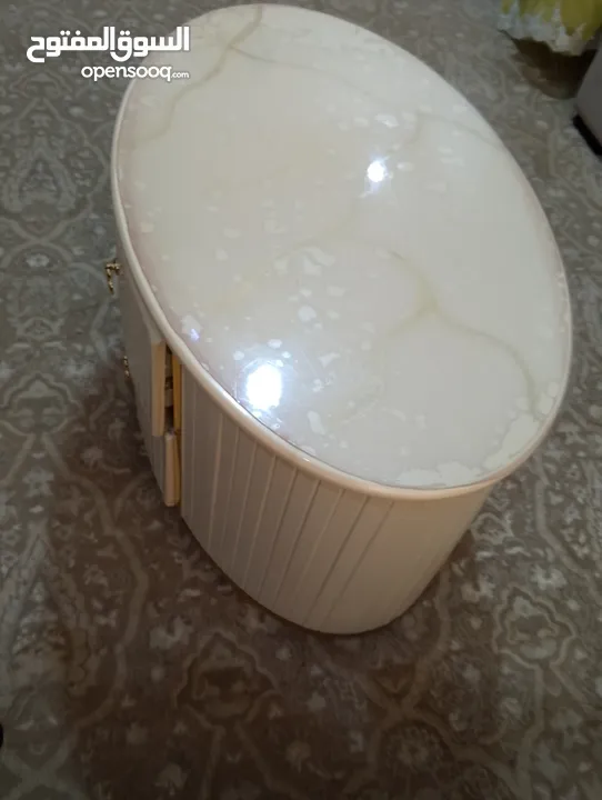 طاولة وسط قياس 90  خشب Hdf استخدام بسيط خدوش لا تذكر