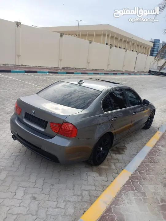 BMW 323i model 2012 GCC very clean