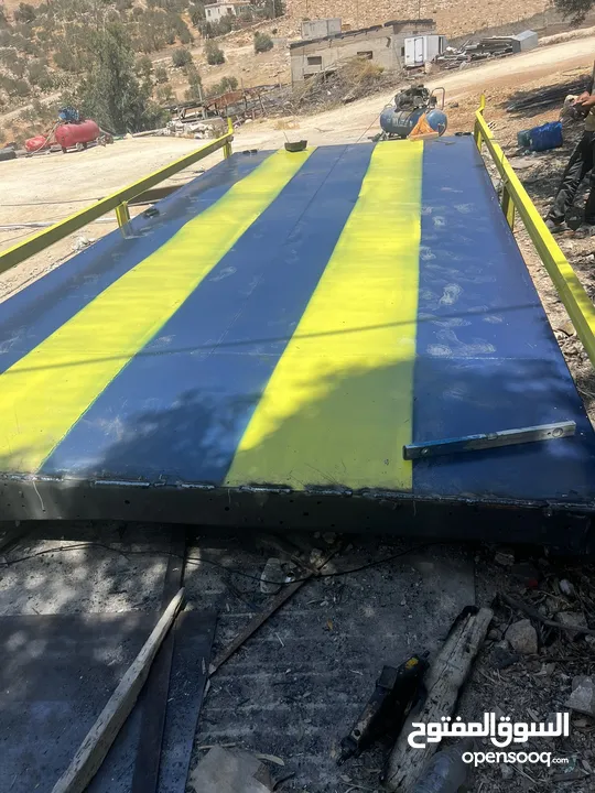 قبان للبيع 60 طن