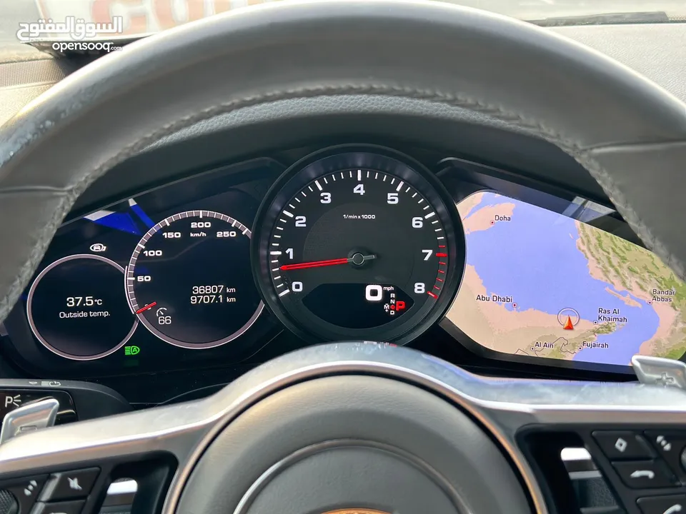 Porsche Cayenne model 2020 V6