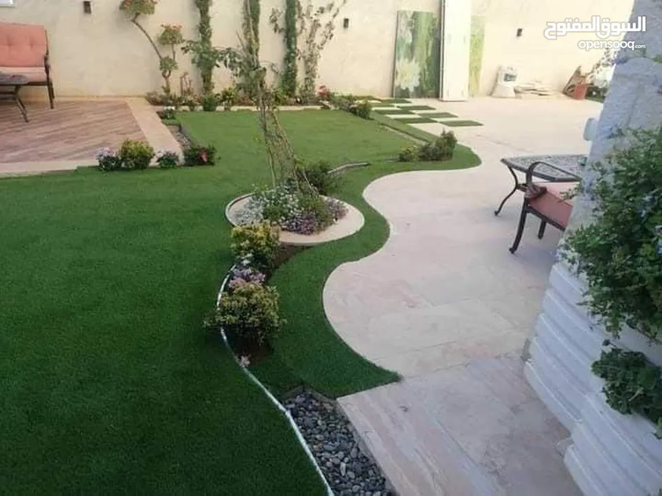 عشب ونجيل صناعي  باقل الاسعار واعلى المواصفات  بلجيكي  فيتنامي  صيني  اردني  اماراتي  خامات والوان